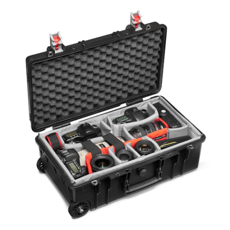 Manfrotto MB PL-RL-TH55 - twarda walizka, futerał fotograficzny na kółkach, Pro Light Reloader Tough 55 High - przykład użycia